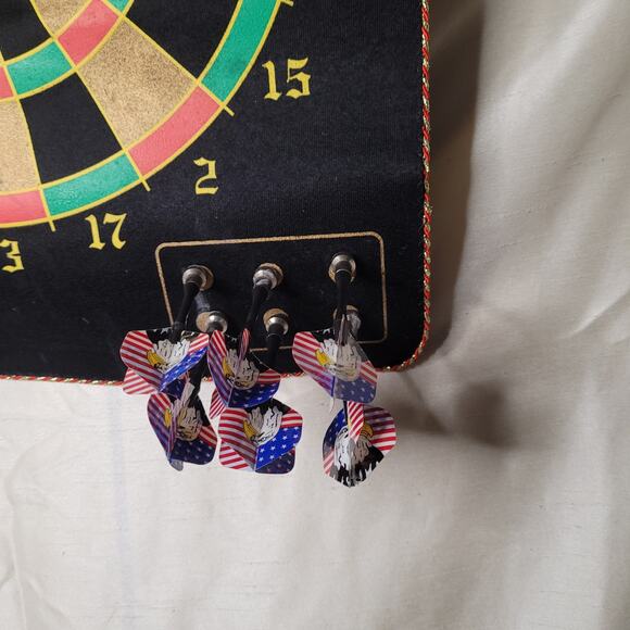 Magnetic Dartboard Game Set - Picture 5 of 9